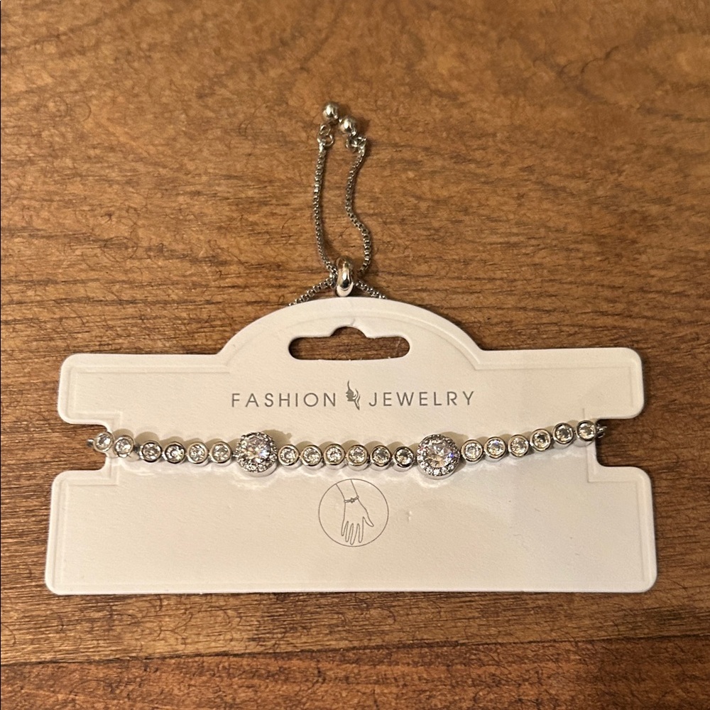 Fashion Jewelry Silver Bracelet with Clear Gems